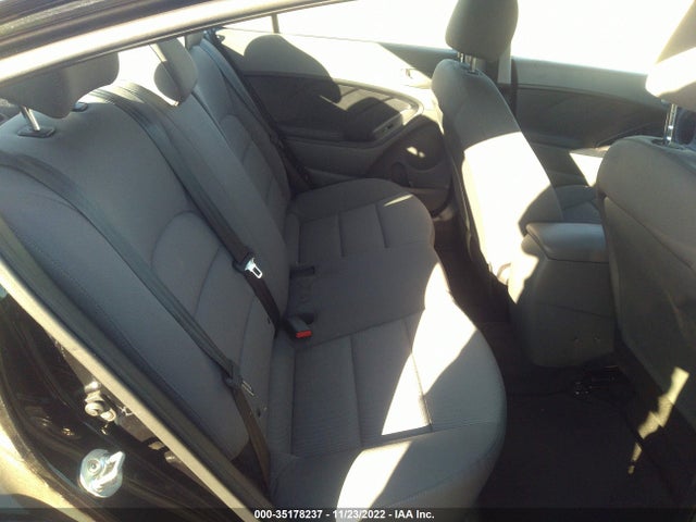 2017 Kia Forte, VIN: 3KPFK4A74HE076542
