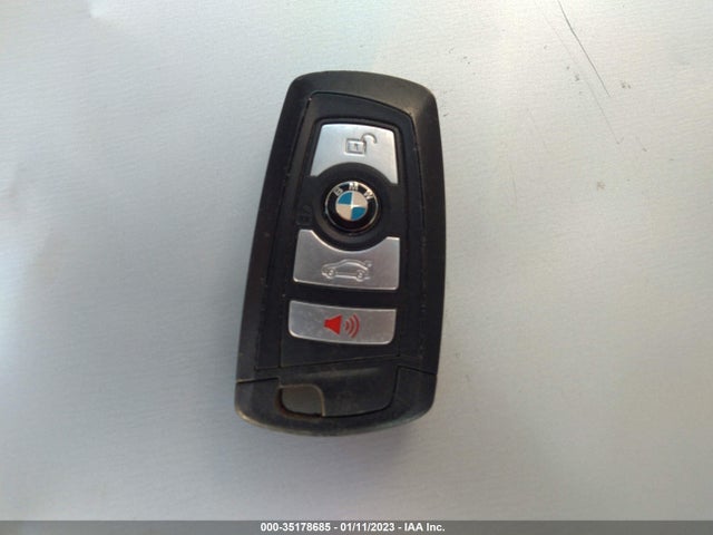 BMW 5 Series 528i 2016 WBA5A5C55GD529063 Image 11