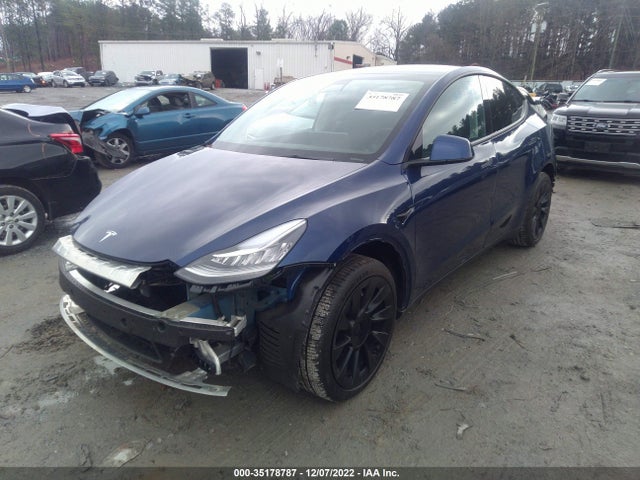 Tesla Model Y Long Range 2022 7SAYGAEE9NF400658 Image 2