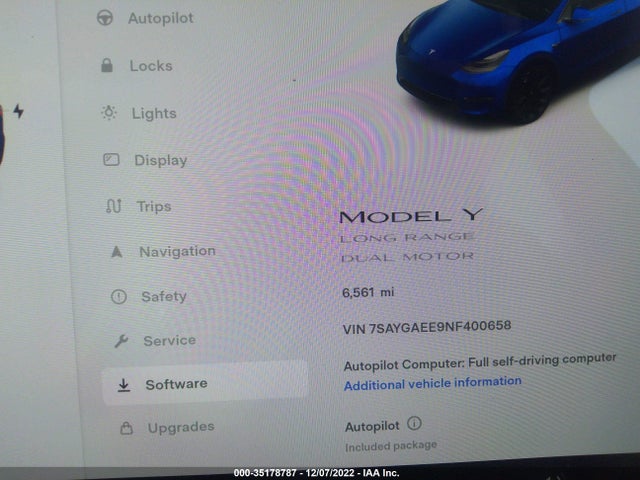 Tesla Model Y Long Range 2022 7SAYGAEE9NF400658 Image 7