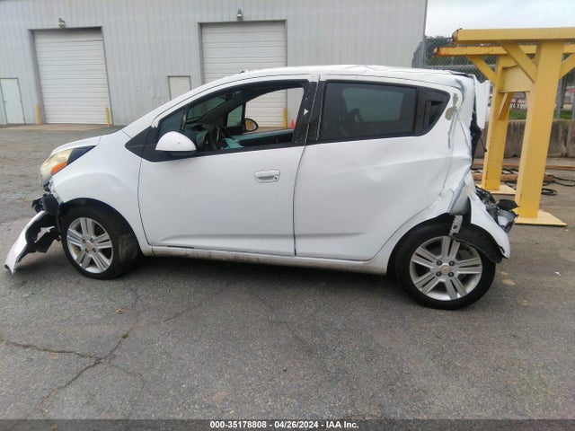 Chevrolet Spark 1lt Auto 2014 KL8CD6S94EC518398 Image 13