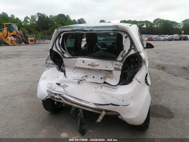 Chevrolet Spark 1lt Auto 2014 KL8CD6S94EC518398 Image 14