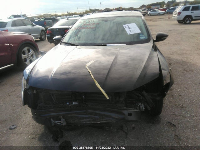 2018 Volkswagen Passat, VIN: 1VWBA7A36JC013307