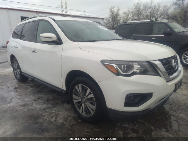 2017 Nissan Pathfinder, VIN: 5N1DR2MM4HC616452