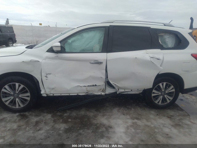 2017 Nissan Pathfinder, VIN: 5N1DR2MM4HC616452