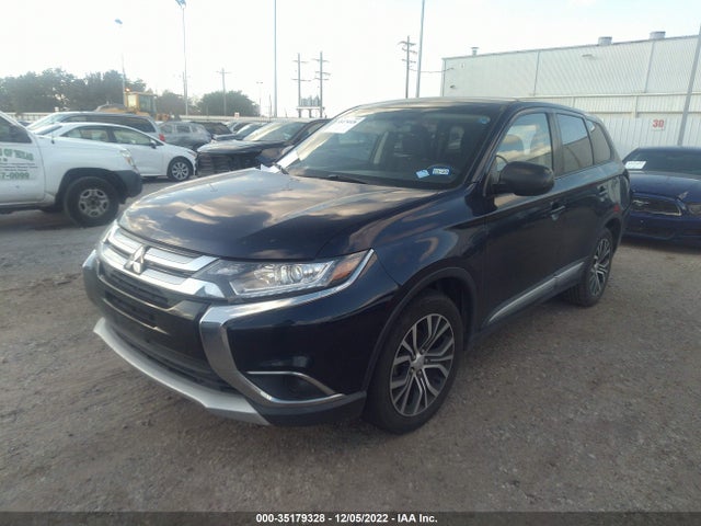 JA4AD2A36JZ054603 Mitsubishi Outlander Es