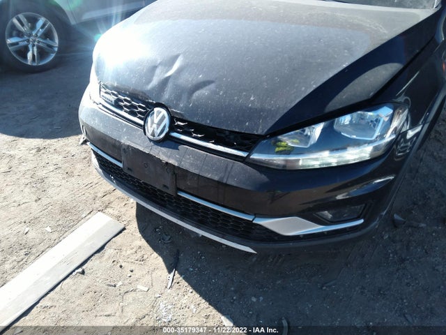 2018 Volkswagen Golf, VIN: 3VWH17AU7JM757161