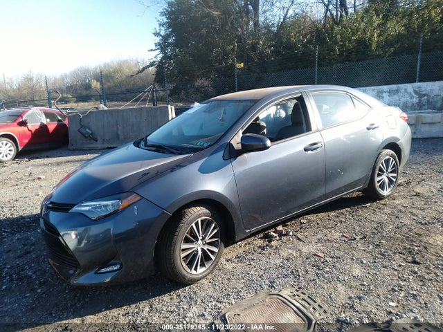 Toyota COROLLA LE 2018 2T1BURHE6JC086584 Image 2