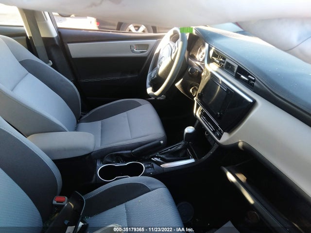 Toyota COROLLA LE 2018 2T1BURHE6JC086584 Image 6