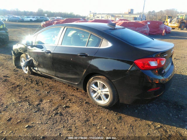 2017 Chevrolet Cruze, VIN: 1G1BE5SM1H7231895