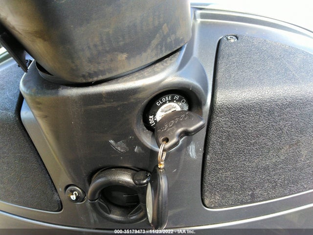 2022 VESPA GTS 300 SUPER VIN: ZAPMA39M8N5203376