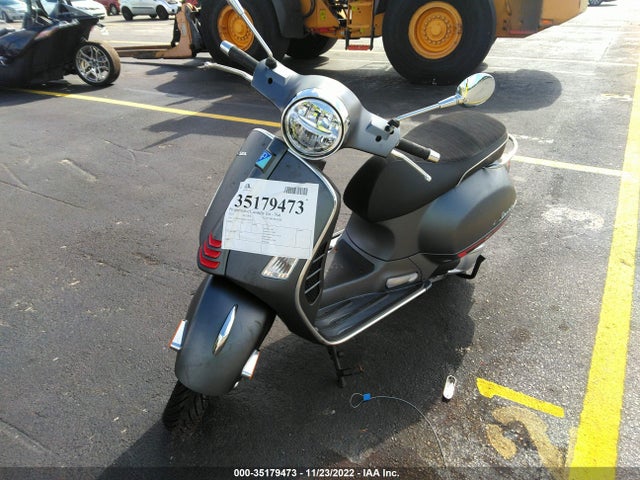 2022 VESPA GTS 300 SUPER VIN: ZAPMA39M8N5203376