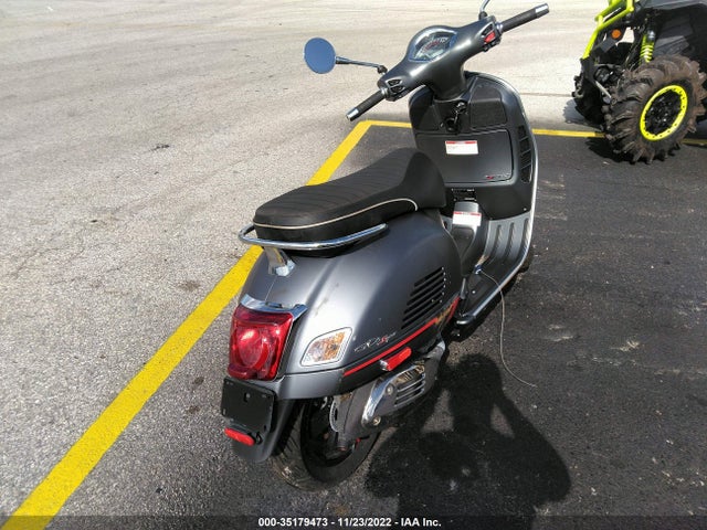 2022 VESPA GTS 300 SUPER VIN: ZAPMA39M8N5203376