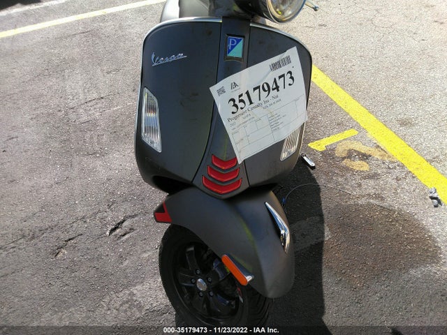 2022 VESPA GTS 300 SUPER VIN: ZAPMA39M8N5203376