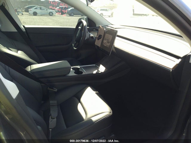 Tesla Model Y Performance 2022 7SAYGDEF0NF411431 Image 6