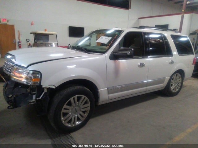 2011 LINCOLN NAVIGATOR VIN: 5LMJJ2J59BEJ07215