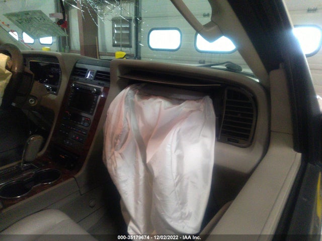Lincoln Navigator 2011 5LMJJ2J59BEJ07215 Image 6