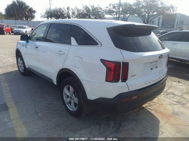 2021 KIA SORENTO LX VIN: 5XYRGDLC6MG031656