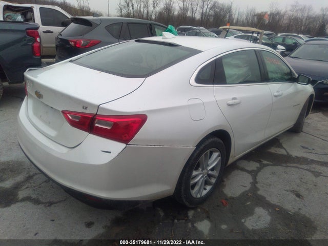 2016 Chevrolet Malibu, VIN: 1G1ZE5ST0GF268415