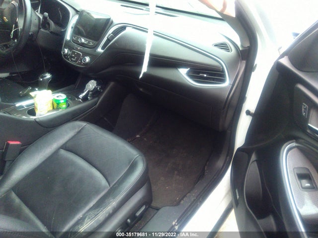 2016 Chevrolet Malibu, VIN: 1G1ZE5ST0GF268415