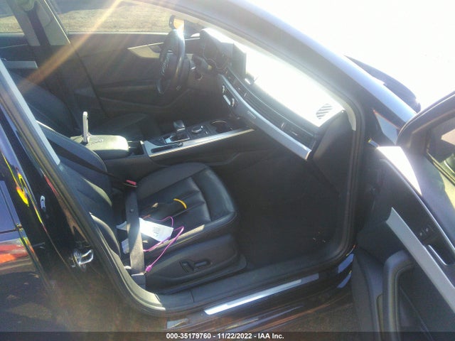 2017 Audi A4, VIN: WAUANAF43HN038081