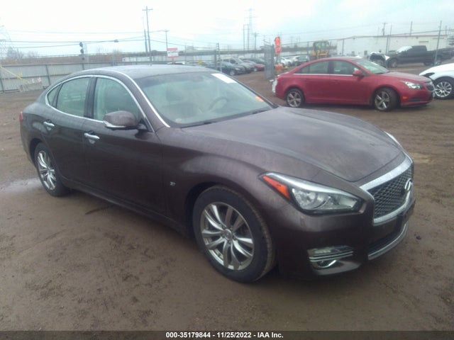 2017 Infiniti Q70, VIN: JN1BY1AP3HM740314