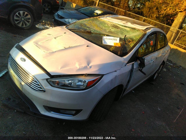 Ford Focus Titanium 2015 1FADP3J28FL238853 Image 2