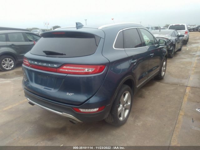 5LMCJ1C92JUL22264 Lincoln Mkc Premiere