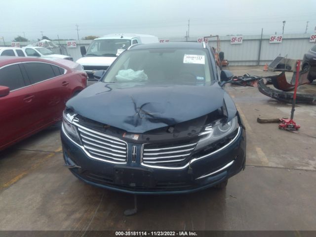 5LMCJ1C92JUL22264 Lincoln Mkc Premiere