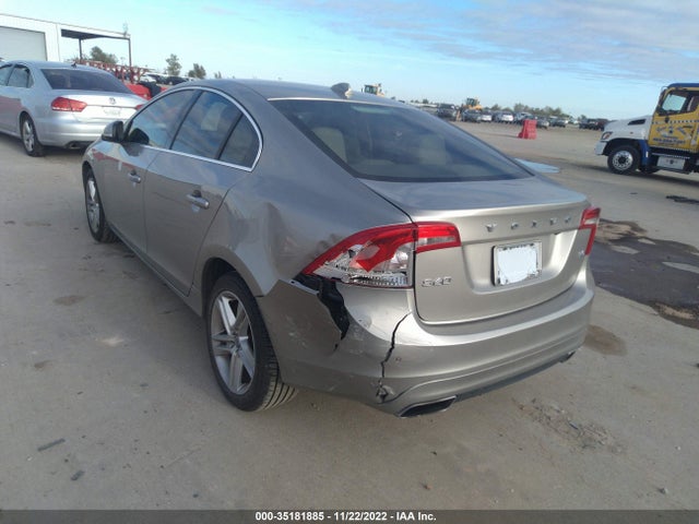 2015 Volvo S60, VIN: YV140MFC1F1317986