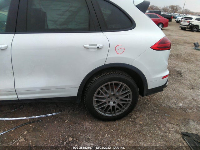 2017 Porsche Cayenne, VIN: WP1AB2A27HLA52891