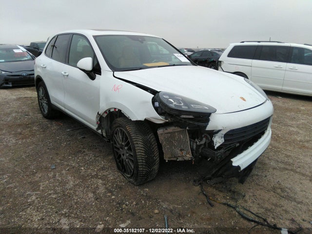 2017 Porsche Cayenne, VIN: WP1AB2A27HLA52891