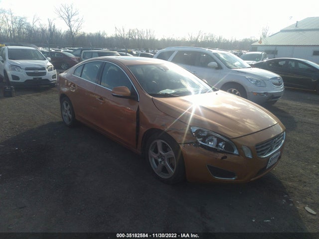 Volvo S60 T5 2013 YV1612FH5D1221992 main image