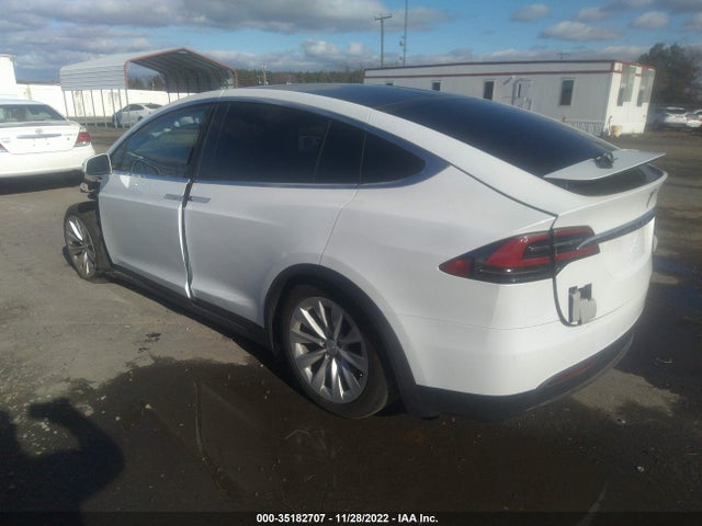 2020 Tesla Model X, VIN: 5YJXCBE24LF231453