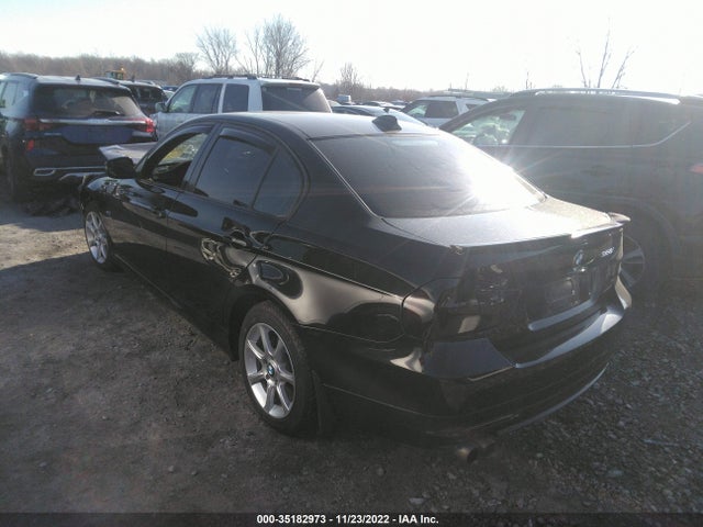 BMW 328 2011 WBAPK7C54BA463648 Image 3
