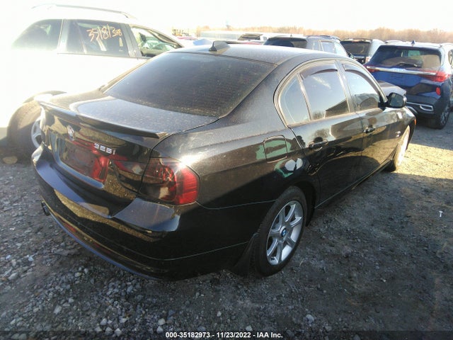 BMW 328 2011 WBAPK7C54BA463648 Image 4