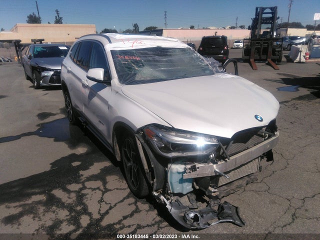 2016 BMW X1, VIN: WBXHT3C37GP884945