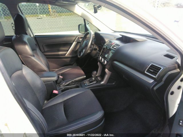 JF2SJGEC4JH451938 Subaru Forester Premium