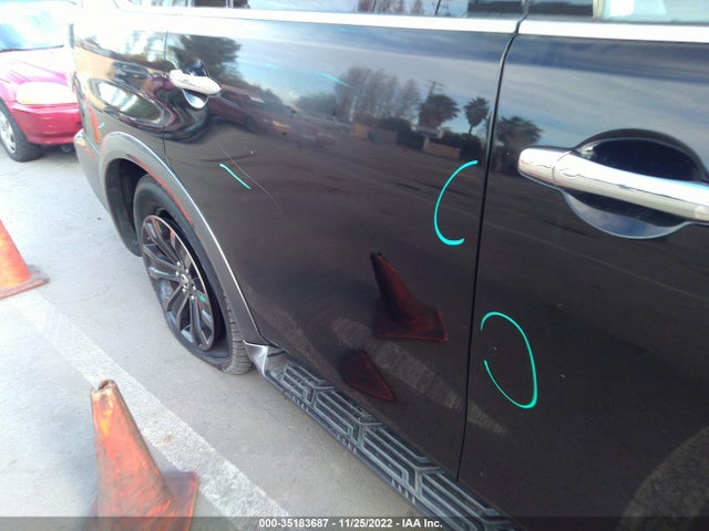 2018 Nissan Armada, VIN: JN8AY2NC1J9557545