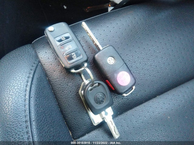3VWRZ7AJ7AM110732 Volkswagen Jetta Sedan Se