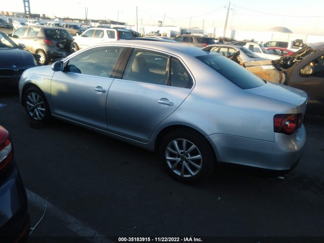 3VWRZ7AJ7AM110732 Volkswagen Jetta Sedan Se