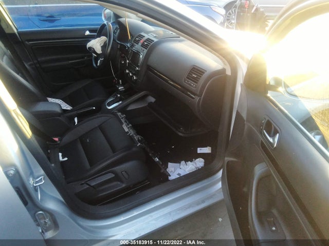3VWRZ7AJ7AM110732 Volkswagen Jetta Sedan Se