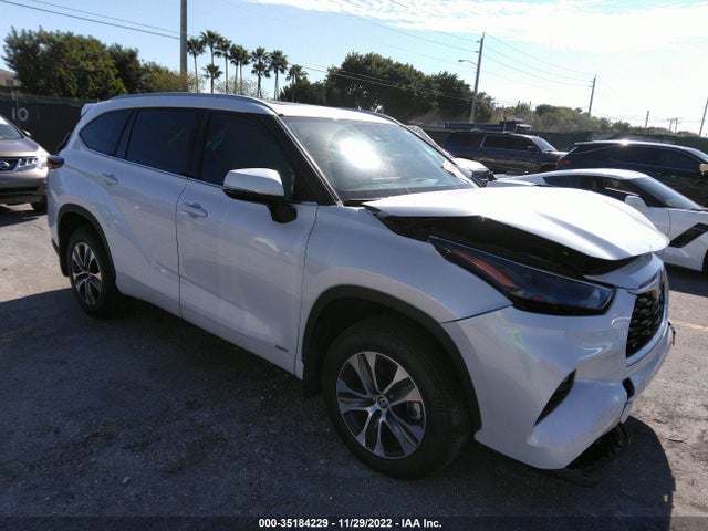 2022 Toyota Highlander, VIN: 5TDGBRCHXNS539583
