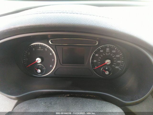 5XYPGDA57GG136867 KIA SORENTO LX