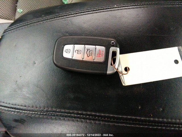 2015 Hyundai Genesis, VIN: KMHHU6KJXFU124564