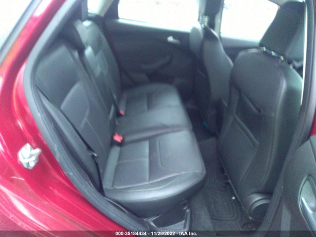2015 FORD FOCUS SE VIN: 1FADP3K23FL293029