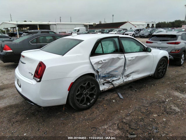 2018 Chrysler 300, VIN: 2C3CCAGG5JH267469