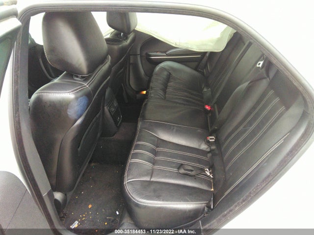 2018 Chrysler 300, VIN: 2C3CCAGG5JH267469