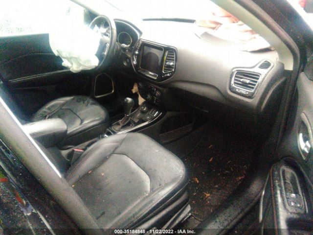 3C4NJDCB5JT104690 Jeep Compass Limited