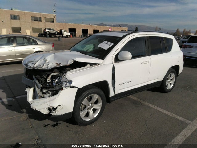 Jeep Compass Latitude 2015 1C4NJDEBXFD370653 Image 2